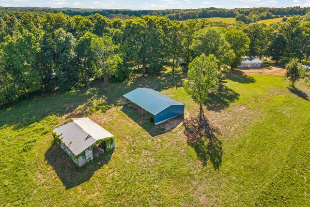 5555 Highway 48, Cumberland Furnace, TN 37051