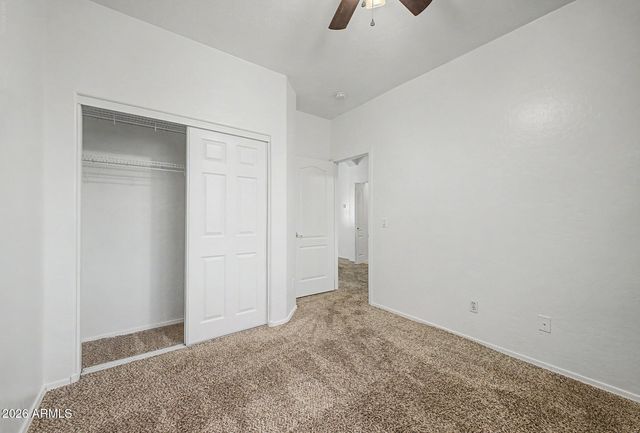 16902 S CEDARWOOD Lane, Phoenix, AZ 85048