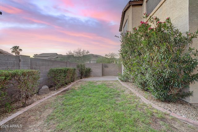 16902 S CEDARWOOD Lane, Phoenix, AZ 85048