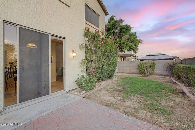 16902 S CEDARWOOD Lane, Phoenix, AZ 85048