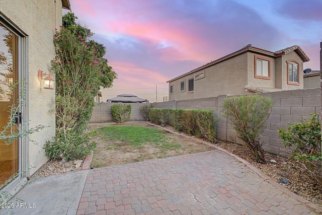 16902 S CEDARWOOD Lane, Phoenix, AZ 85048