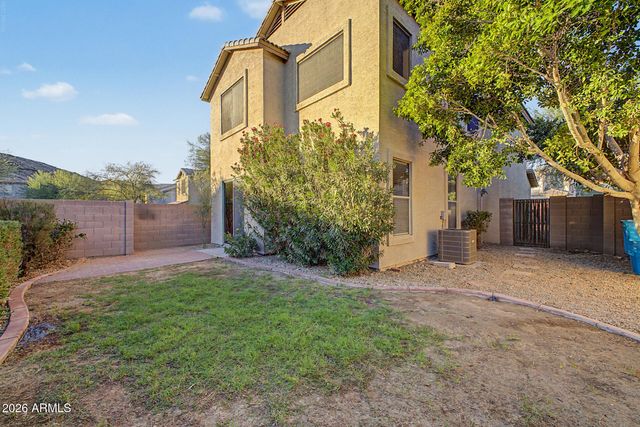 16902 S CEDARWOOD Lane, Phoenix, AZ 85048