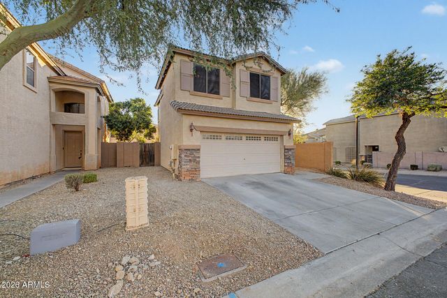 16902 S CEDARWOOD Lane, Phoenix, AZ 85048