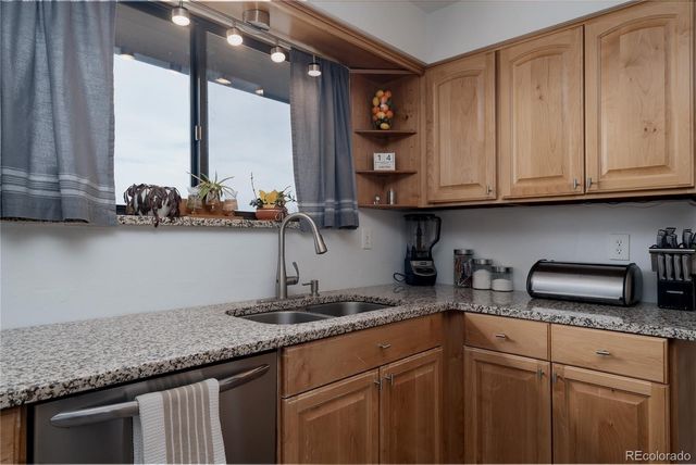 7385 W Walker Drive, Littleton, CO 80123