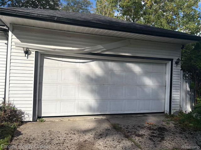 4030 Allen Street, Inkster, MI 48141