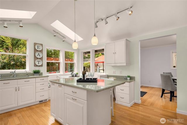 12619 SE 75th Street, Newcastle, WA 98056