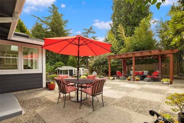12619 SE 75th Street, Newcastle, WA 98056