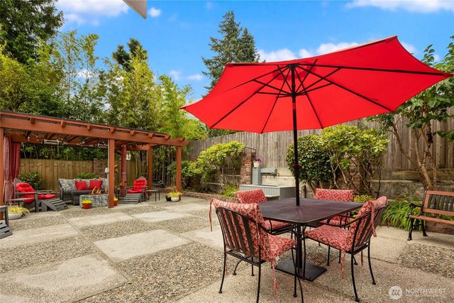 12619 SE 75th Street, Newcastle, WA 98056