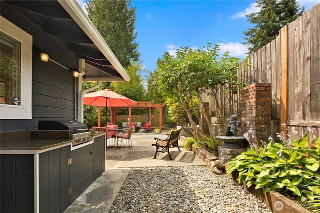 12619 SE 75th Street, Newcastle, WA 98056