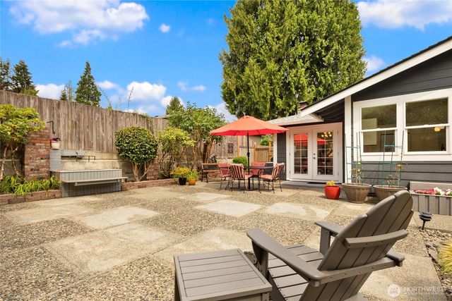 12619 SE 75th Street, Newcastle, WA 98056