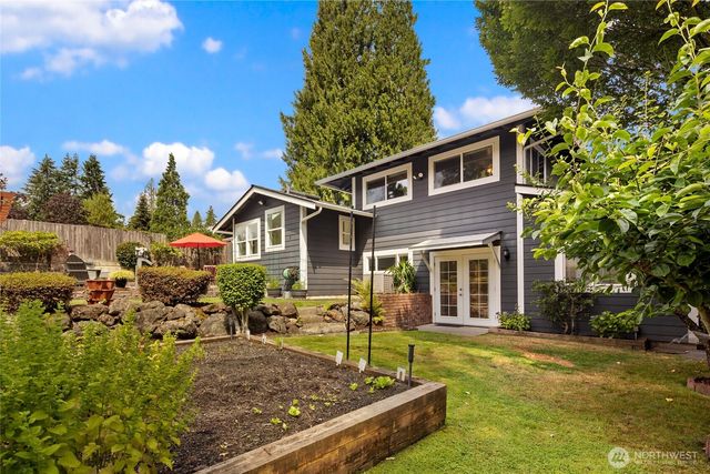 12619 SE 75th Street, Newcastle, WA 98056