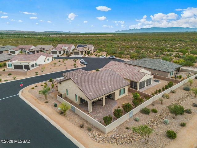 1948 N Star View Lane, Green Valley, AZ 85614