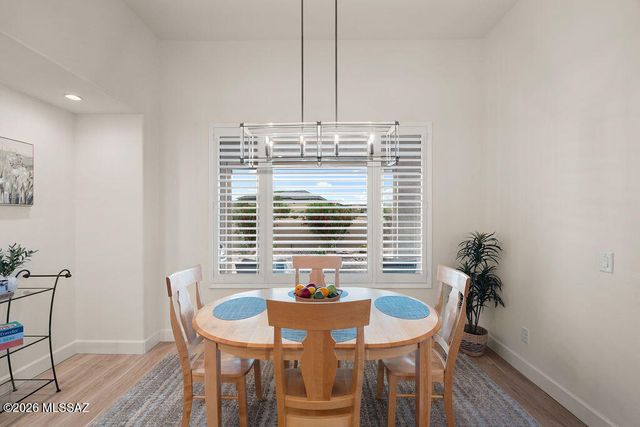 1948 N Star View Lane, Green Valley, AZ 85614