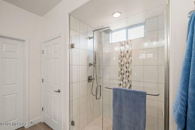 1948 N Star View Lane, Green Valley, AZ 85614