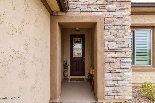1948 N Star View Lane, Green Valley, AZ 85614