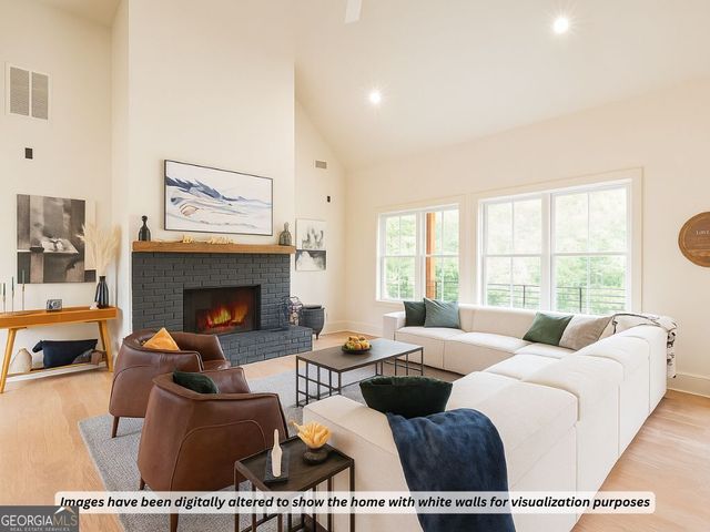 40 Fernbank Way, Newnan, GA 30265