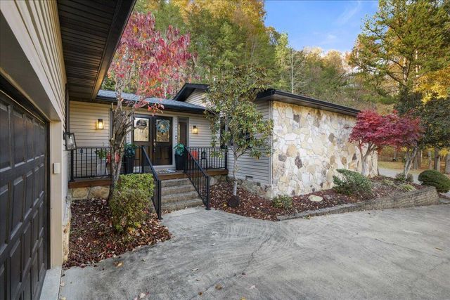 1211 Forest Cir Drive, Corbin, KY 40701