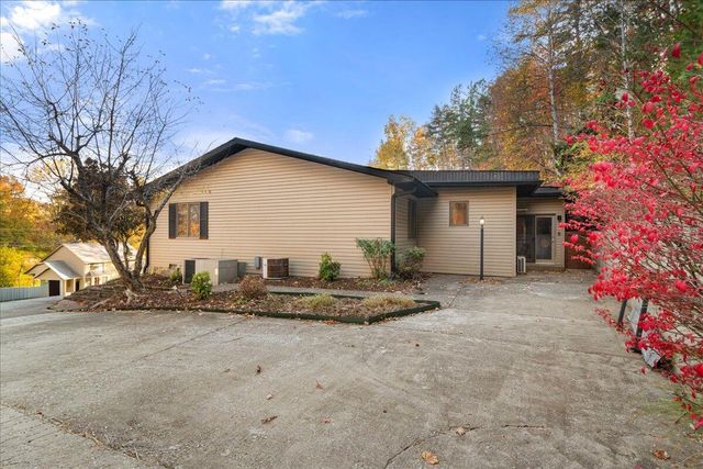 1211 Forest Cir Drive, Corbin, KY 40701