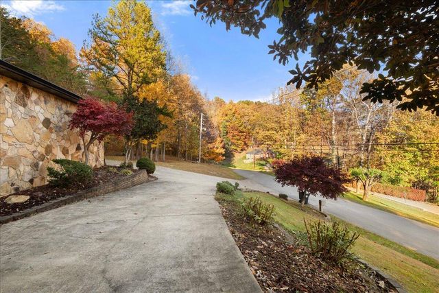 1211 Forest Cir Drive, Corbin, KY 40701