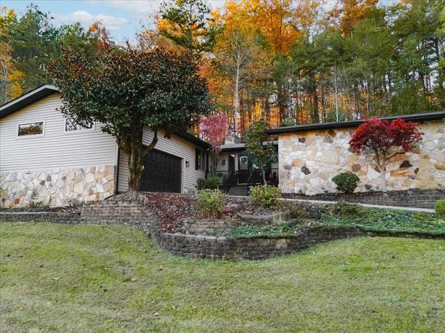 1211 Forest Cir Drive, Corbin, KY 40701