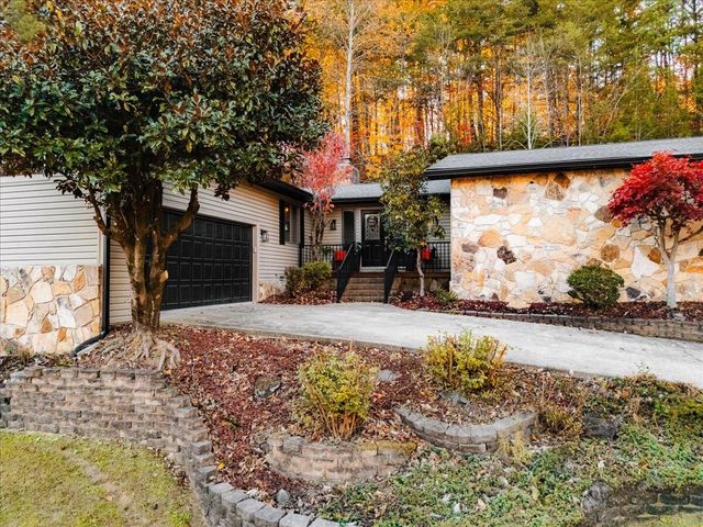 1211 Forest Cir Drive, Corbin, KY 40701