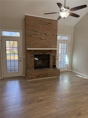 100 cay Trace, Brunswick, GA 31525