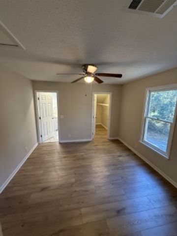 100 cay Trace, Brunswick, GA 31525