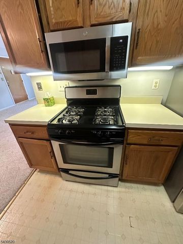 45 John St 3A, Bloomfield Twp., NJ 07003