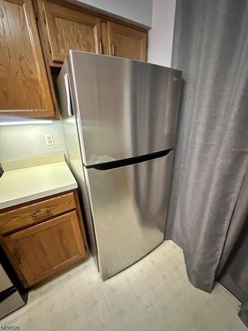 45 John St 3A, Bloomfield Twp., NJ 07003