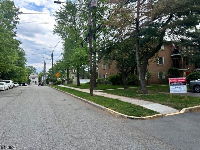 45 John St 3A, Bloomfield Twp., NJ 07003