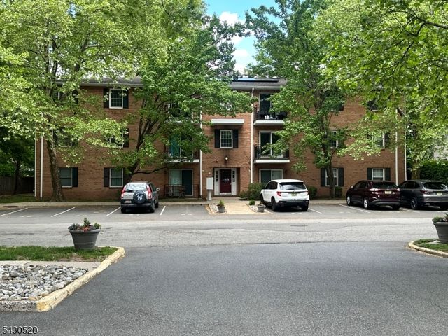 45 John St 3A, Bloomfield Twp., NJ 07003