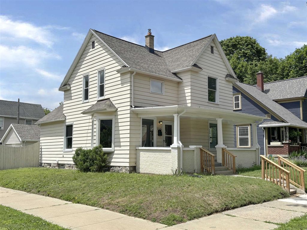 1335 Union Avenue, Grand Rapids, MI 49505