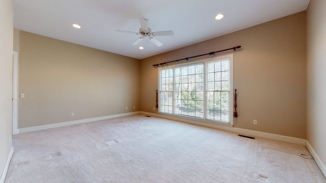 309 New Kent Ct, Tullahoma, TN 37388