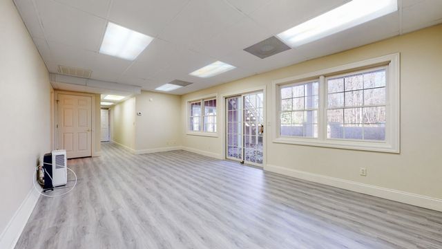 309 New Kent Ct, Tullahoma, TN 37388