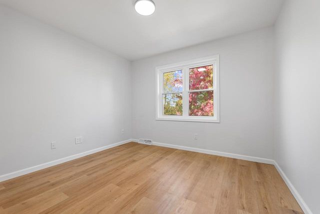 205 E Verleen Avenue, Waunakee, WI 53597