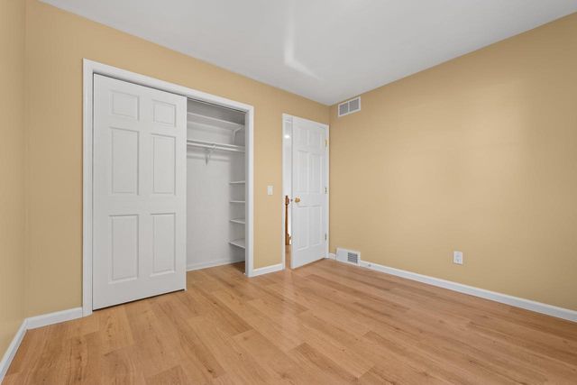 205 E Verleen Avenue, Waunakee, WI 53597