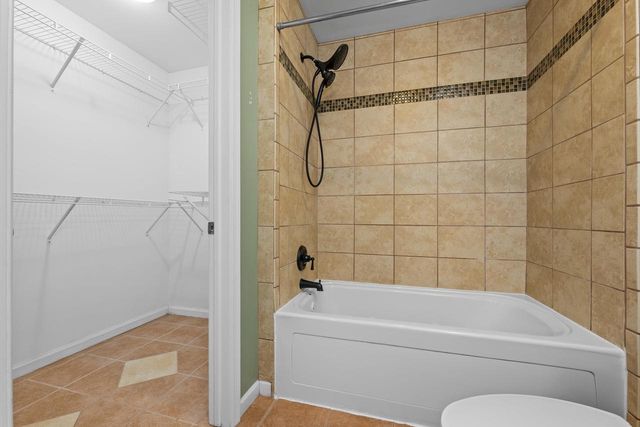 205 E Verleen Avenue, Waunakee, WI 53597