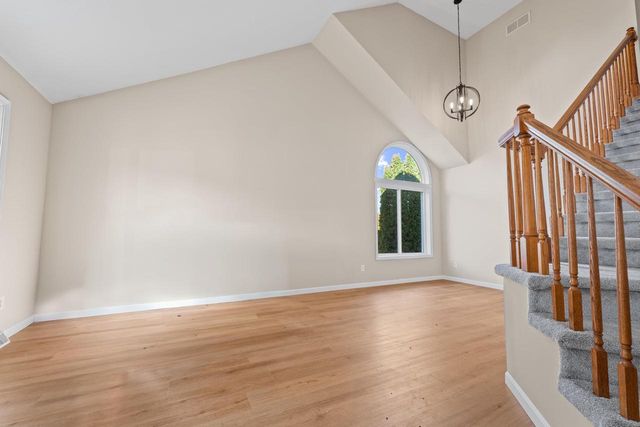 205 E Verleen Avenue, Waunakee, WI 53597