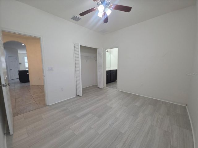 17545 BUCKINGHAM GARDEN DRIVE, Lithia, FL 33547