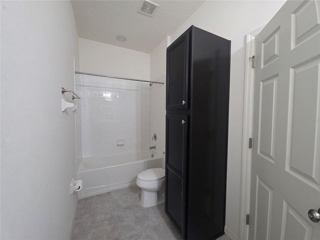 17545 BUCKINGHAM GARDEN DRIVE, Lithia, FL 33547