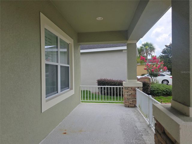 17545 BUCKINGHAM GARDEN DRIVE, Lithia, FL 33547