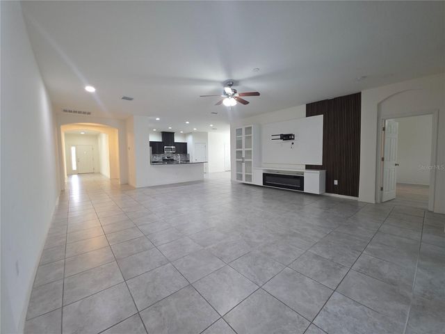 17545 BUCKINGHAM GARDEN DRIVE, Lithia, FL 33547