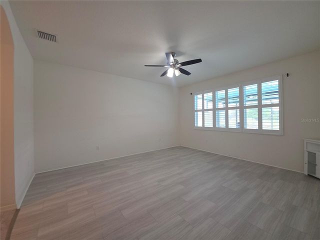 17545 BUCKINGHAM GARDEN DRIVE, Lithia, FL 33547