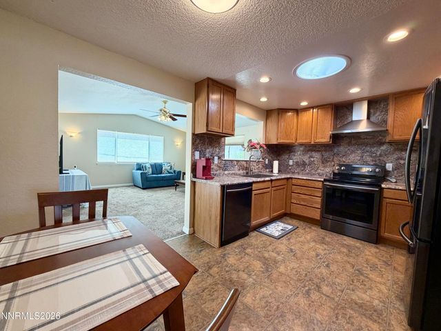 1315 Toiyabe Avenue, Gardnerville, NV 89410
