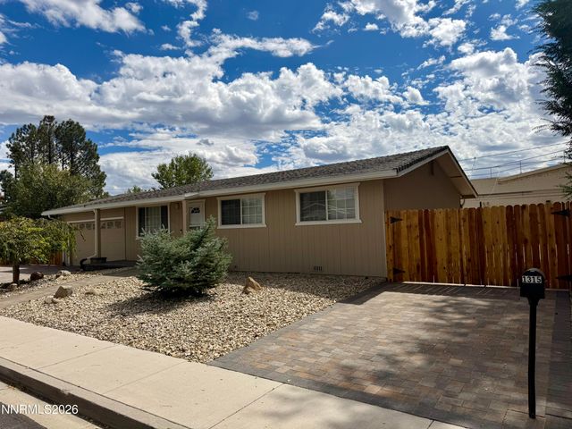 1315 Toiyabe Avenue, Gardnerville, NV 89410