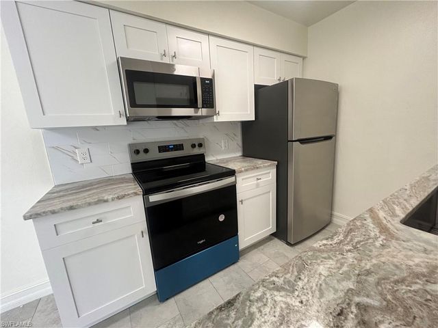 5315 Summerlin RD 1502, Fort Myers, FL 33919