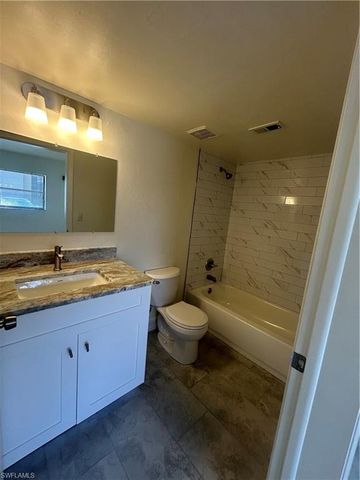 5315 Summerlin RD 1502, Fort Myers, FL 33919