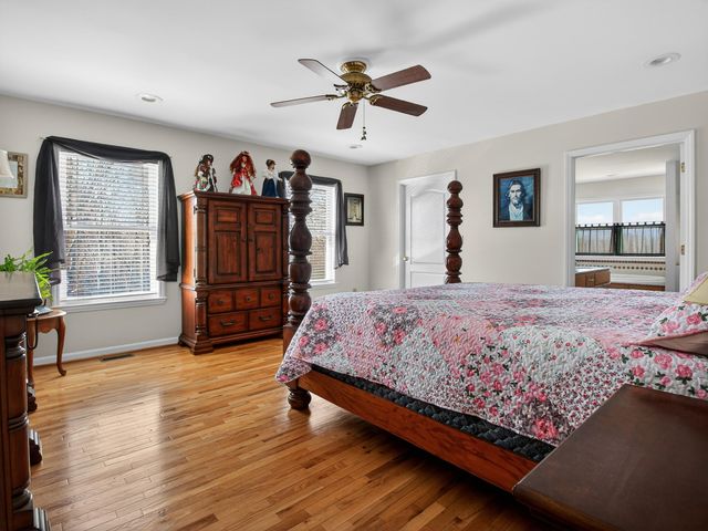 498 Meeks RD, Penhook, VA 24137