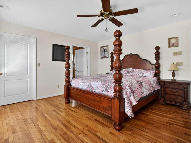 498 Meeks RD, Penhook, VA 24137