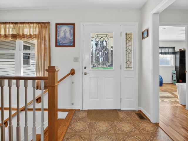 498 Meeks RD, Penhook, VA 24137
